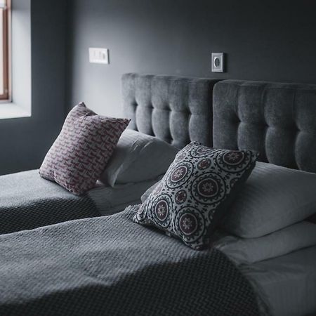 לבוב Kostjukowski Apartments Lychakivska 70A מראה חיצוני תמונה