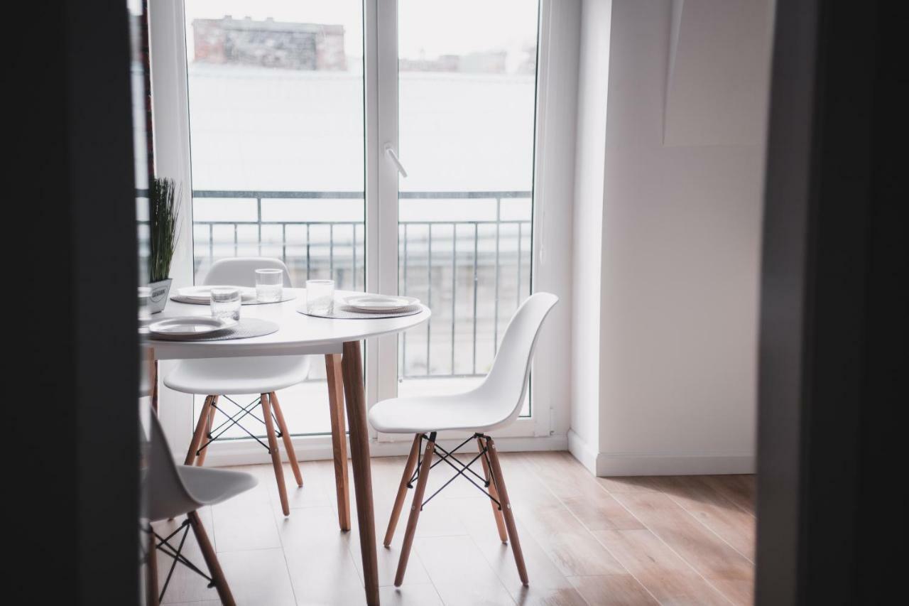 לבוב Kostjukowski Apartments Lychakivska 70A מראה חיצוני תמונה